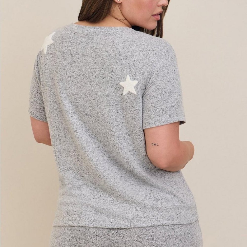NWT TORRID TEE PLUSH STAR PRINT - SUPER SOFT  SHORT SLEEVE - LOUNGE TEE - Picture 2 of 7